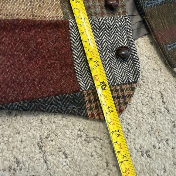 SOLD Men's (Unisex) EVC Hanna’s Hats of Denegal vintage  Patchwork Tweed Vest - Picture 11 of 12